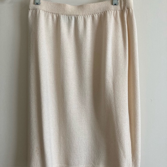 ST John variety of colors not all shown in picture - Picture 4 of 6